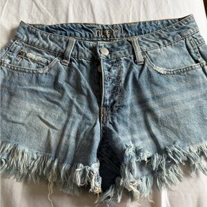 Rue21 Light Wash Distressed Fringe Hem Denim Shorts